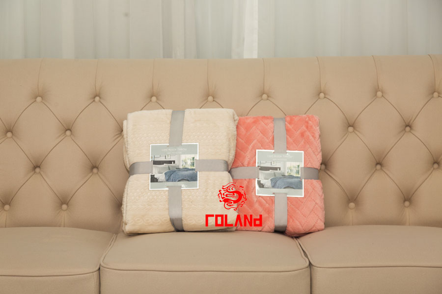 Flannel With Cutting Blanket/Throw