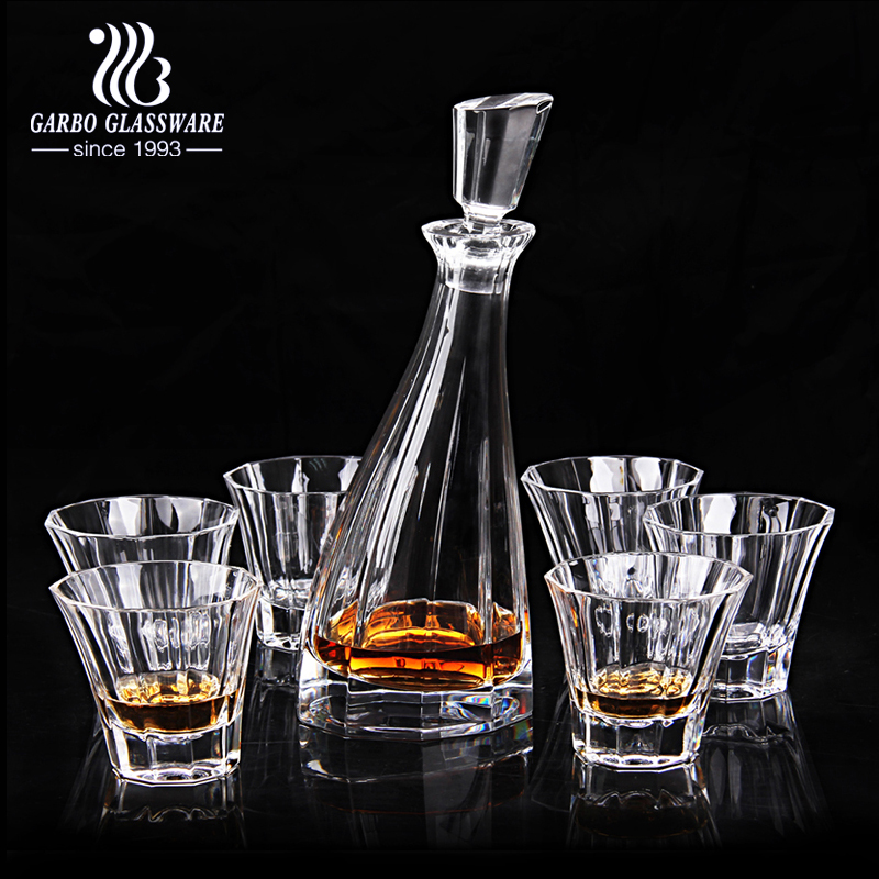 New Design Lead Free Crystal Glass Bottle Whiskey Decanter Crystal Wine Decanter Hot Sell Engraved Crystal Whiskey Decanter Set