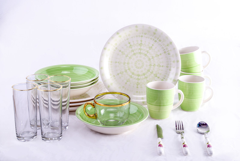 Stoneware Dinner Sets