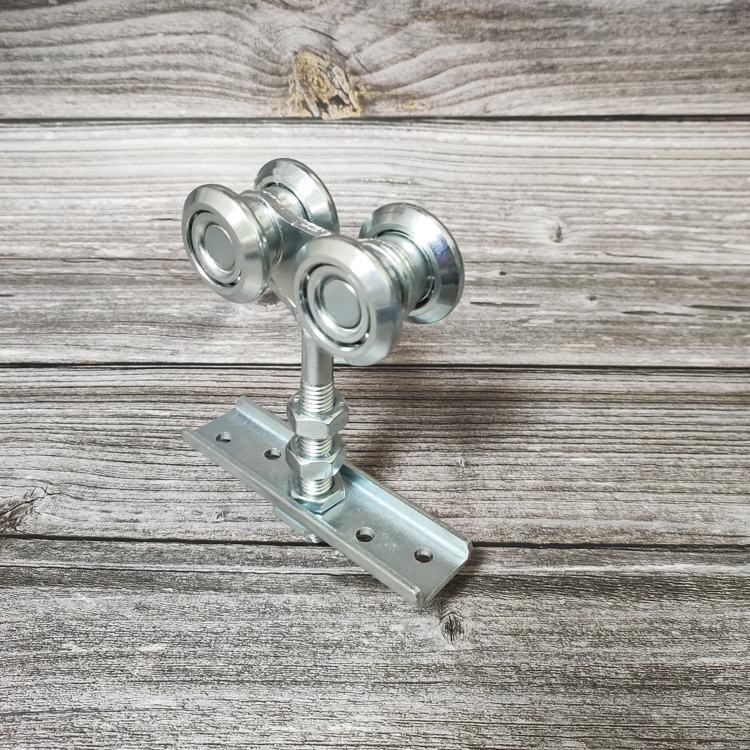 Sliding door roller
