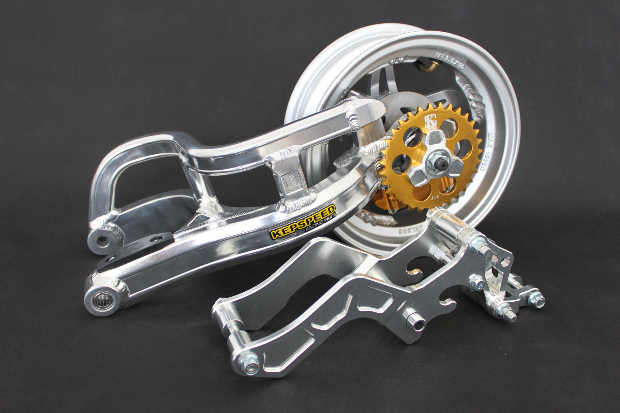DAX Single swingarm