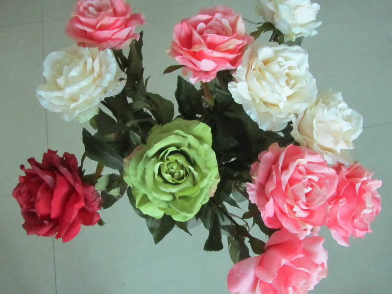 Artificial flowers