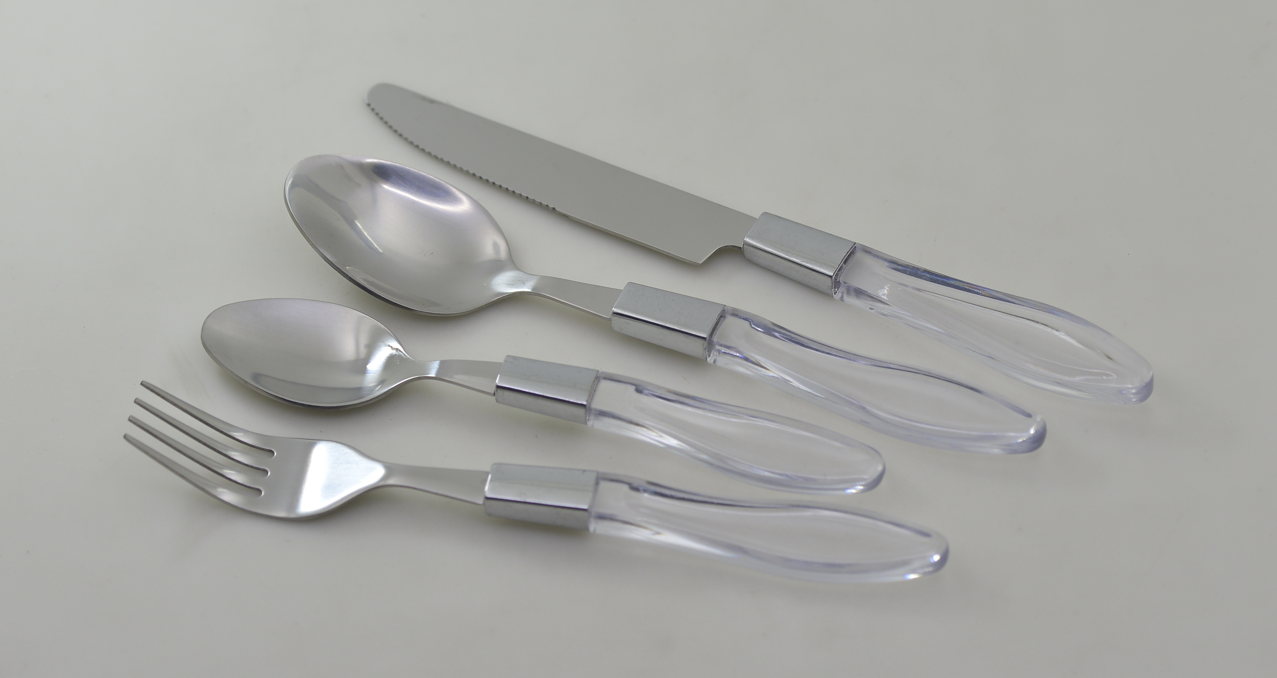Transparent plastic handle S.S cutlery