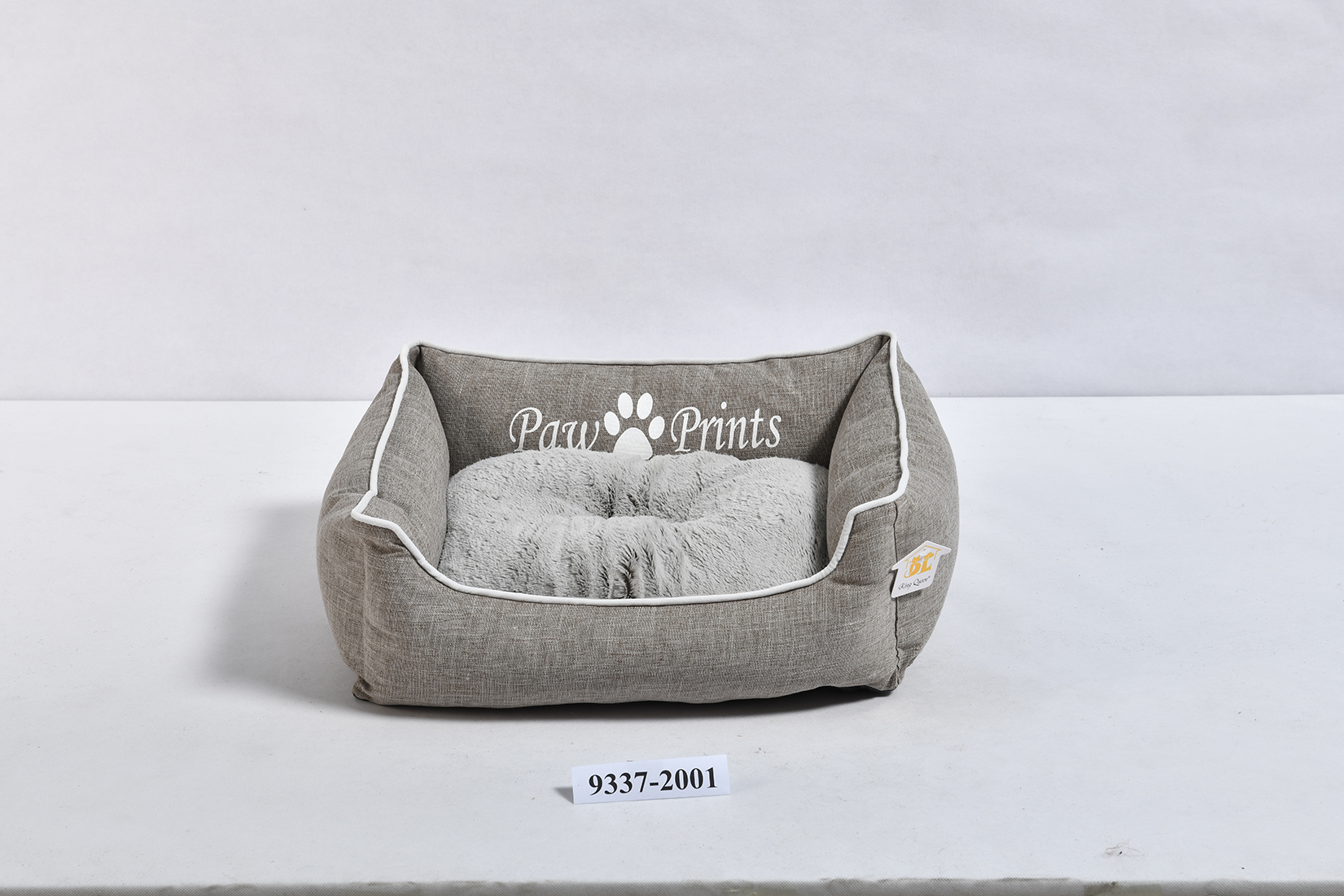 Square pet bed