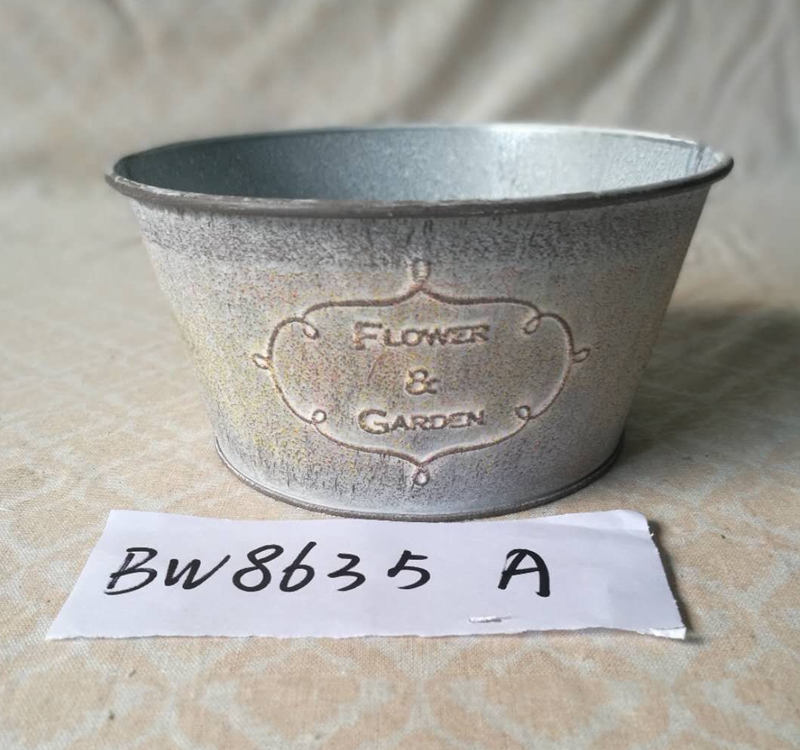 Round zinc bowl
