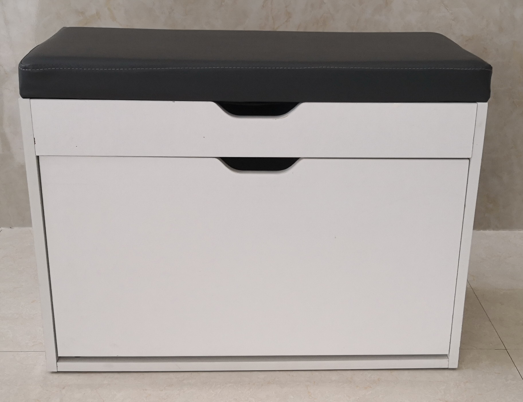 Shoe Cabinet / Footstool