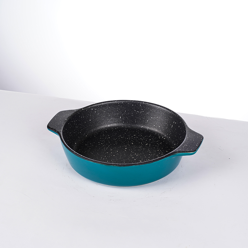 round nonstick baker