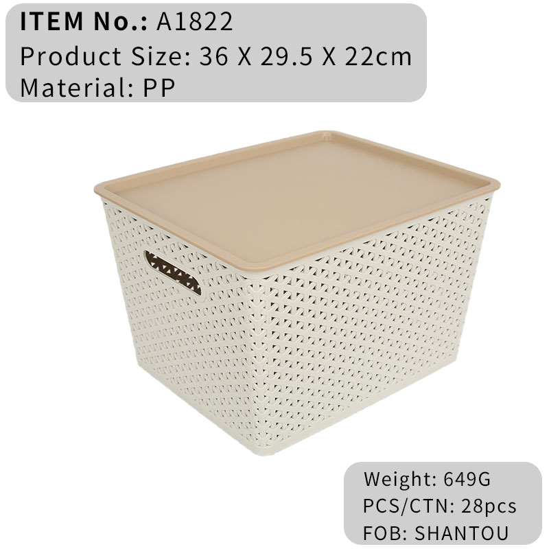 1822 Basket with lid