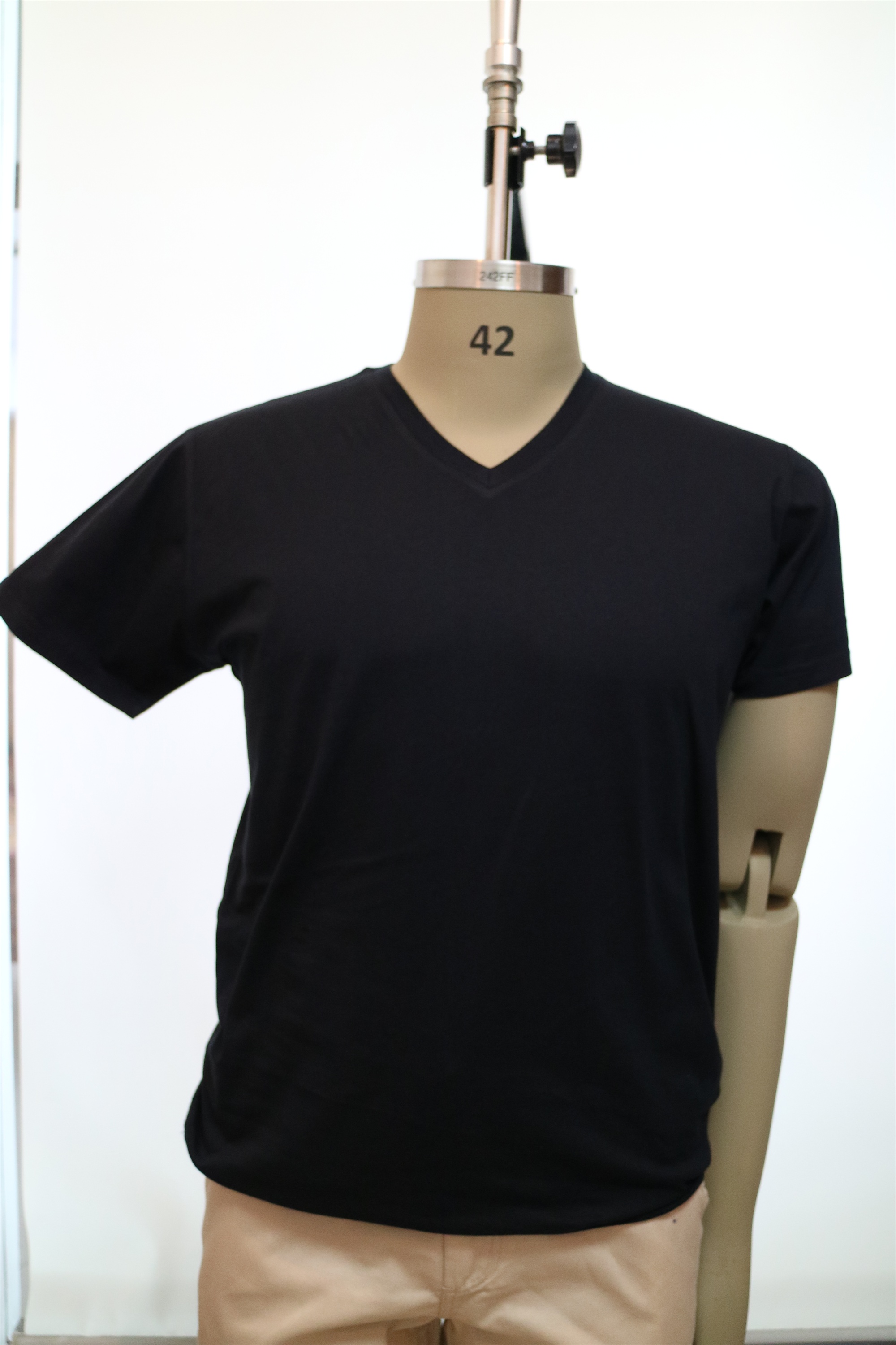 Men's Combed Cotton T-Shirts,v-Neck