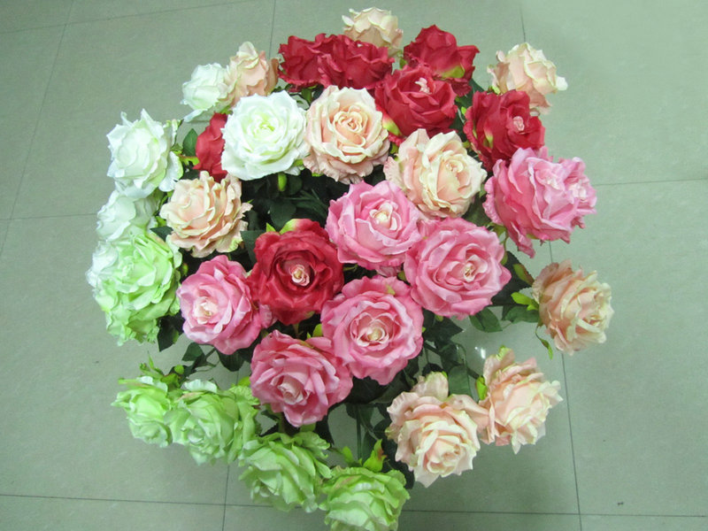 Artificial flowers