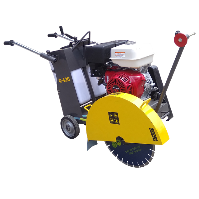 Road cutting machine