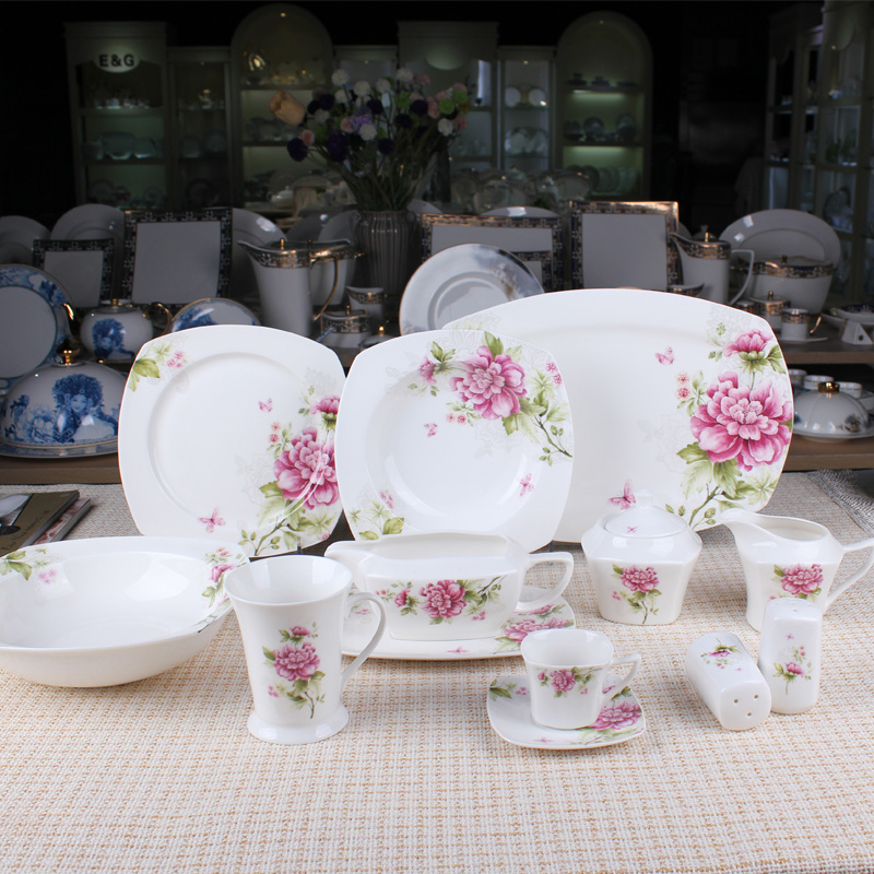 Ceramic dinner set