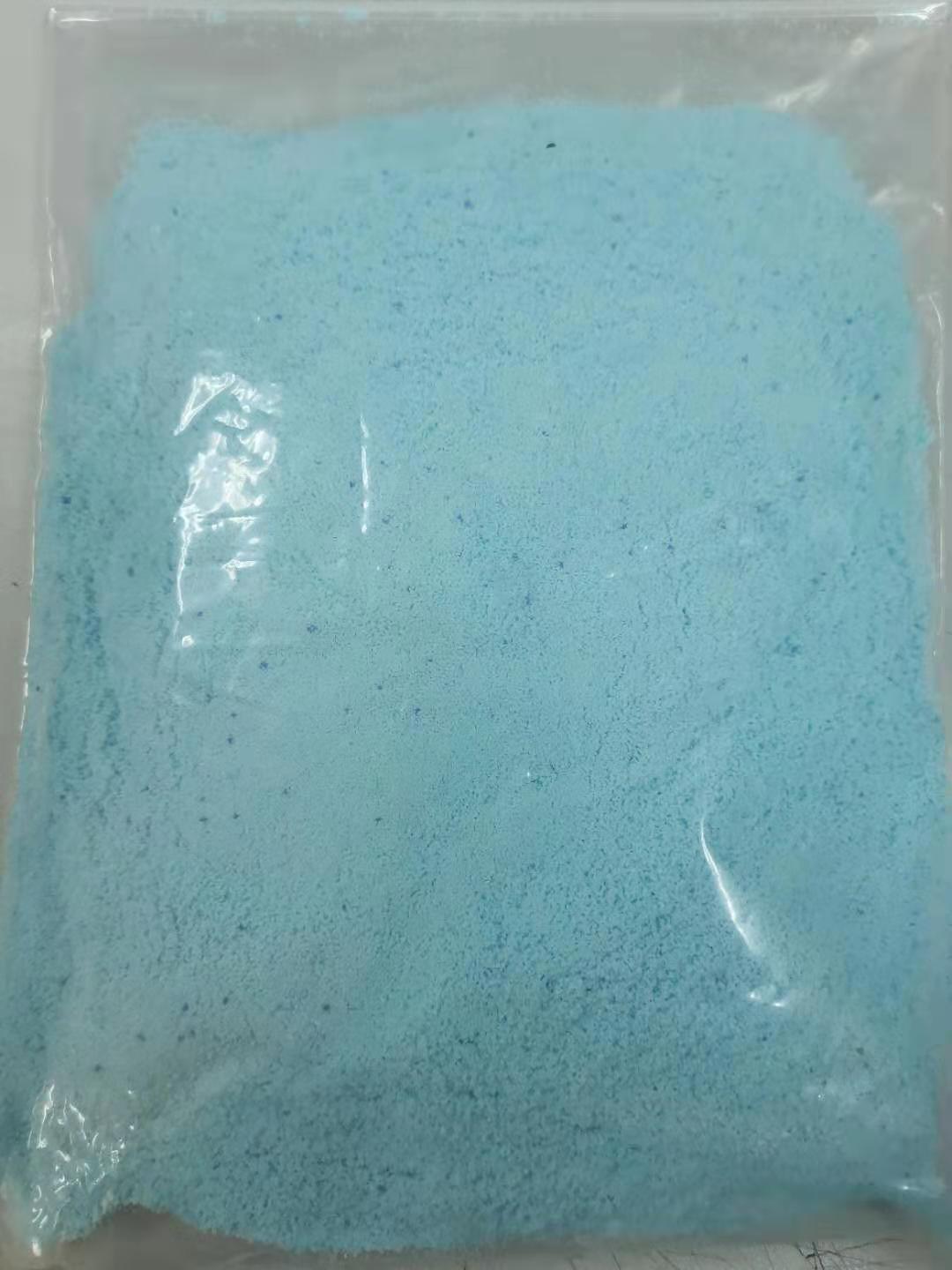 Blue detergent powder