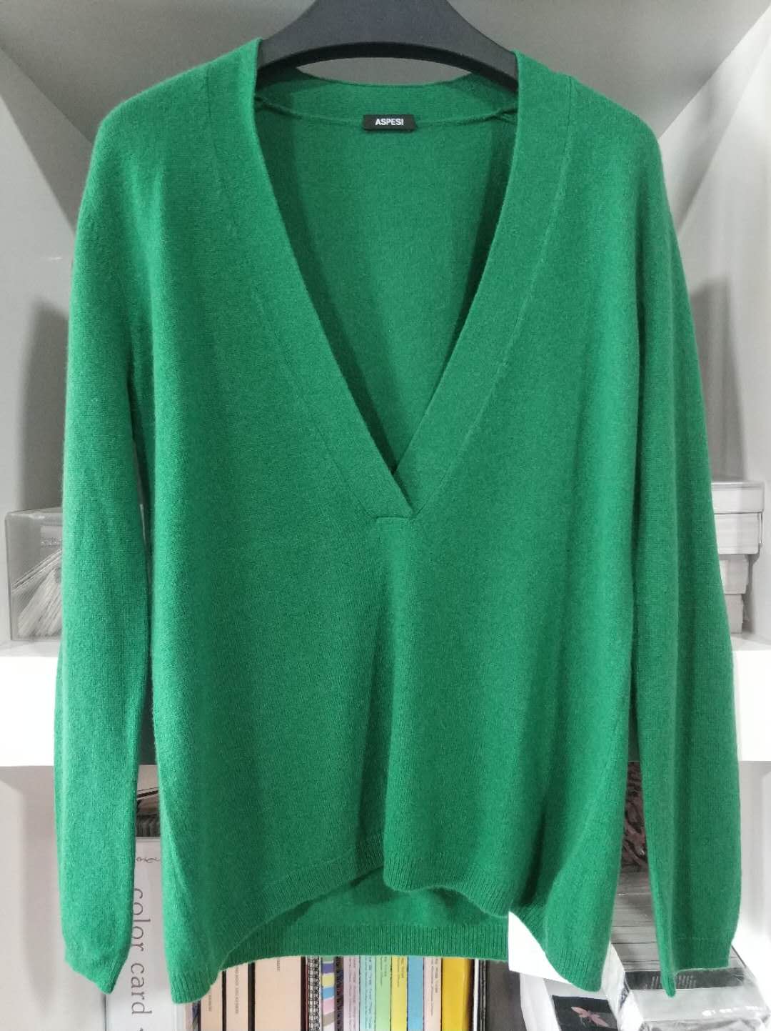 Cashmere sweater for lady