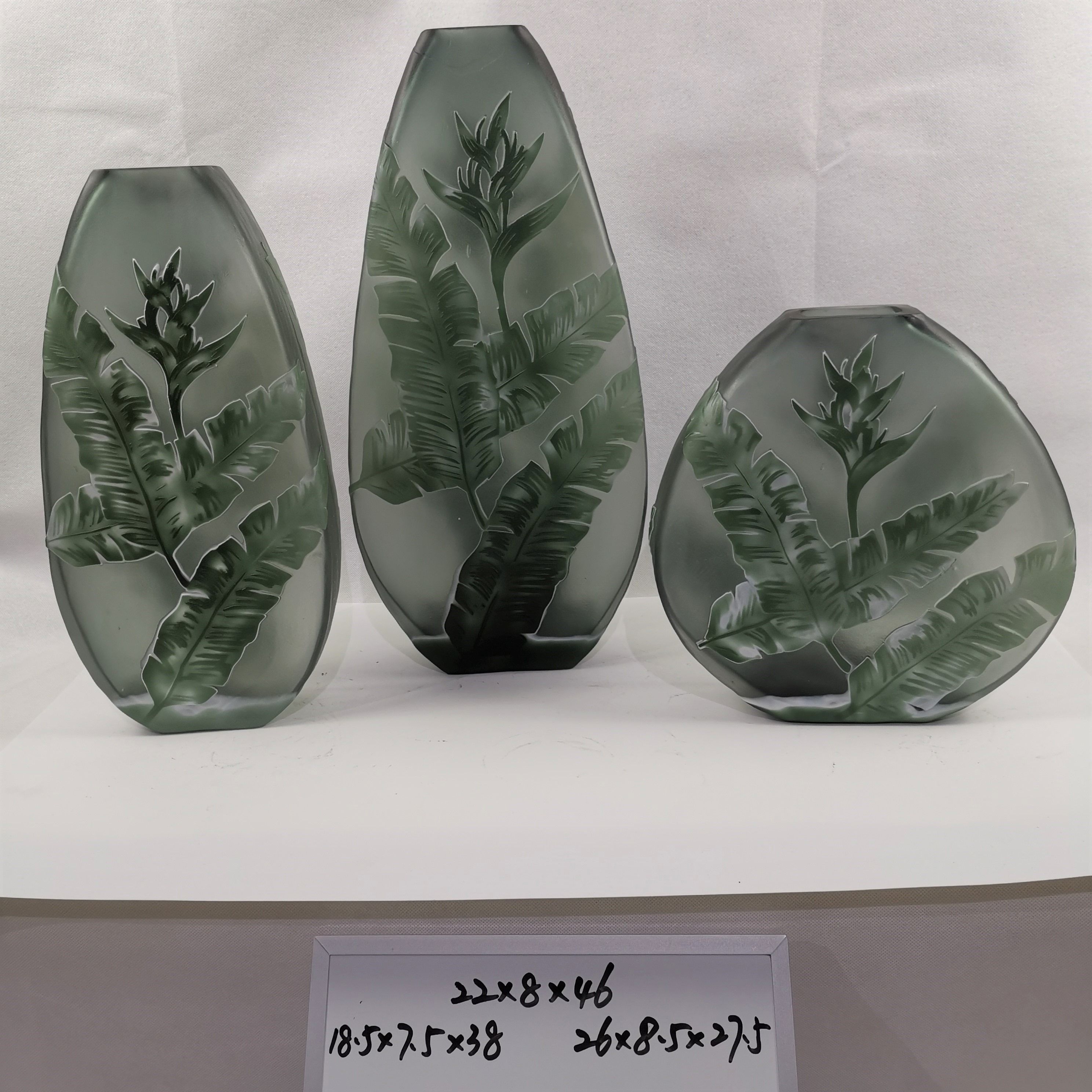 Carving vase