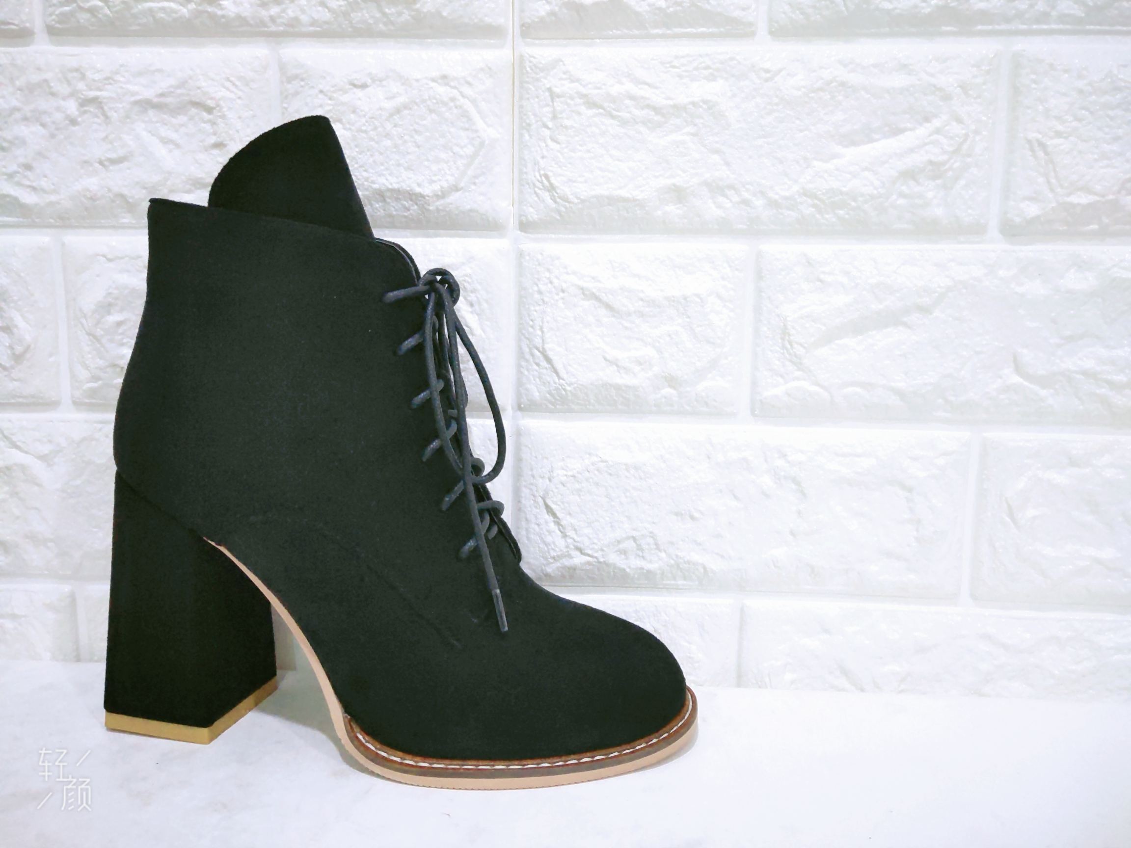Women's short plush shoes