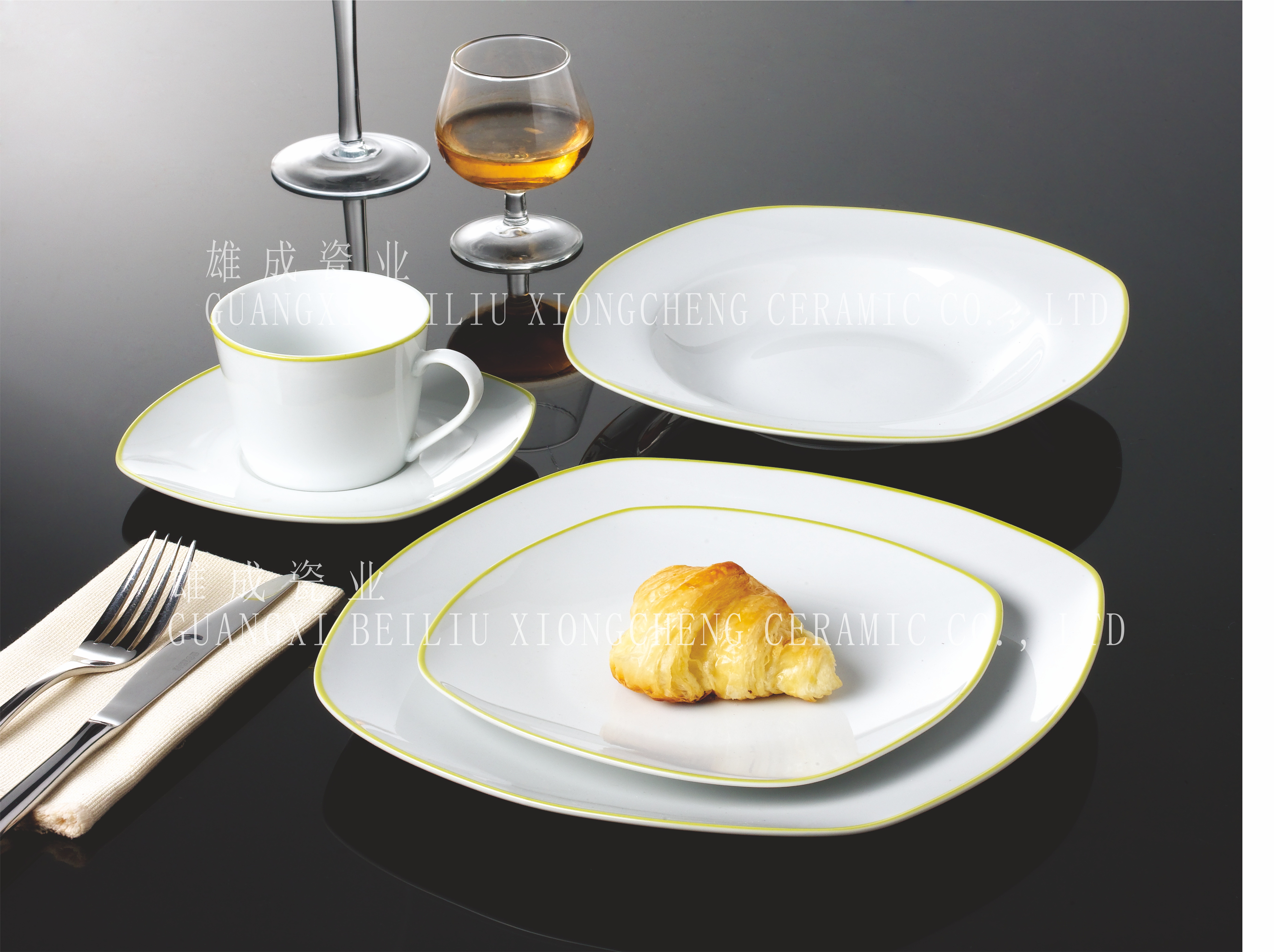 Square share dinner set