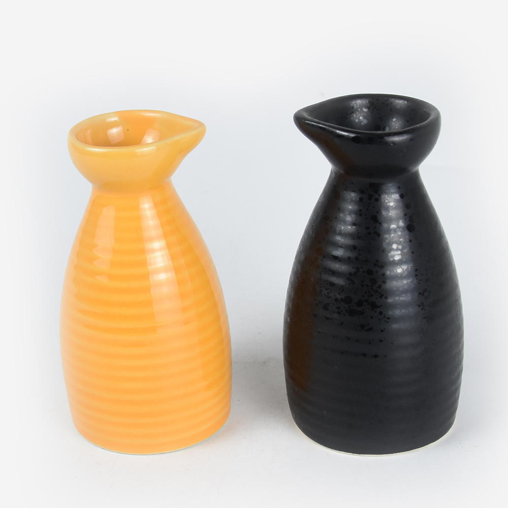 200ml ceramic Japan style wine bottle with 1 color glaze