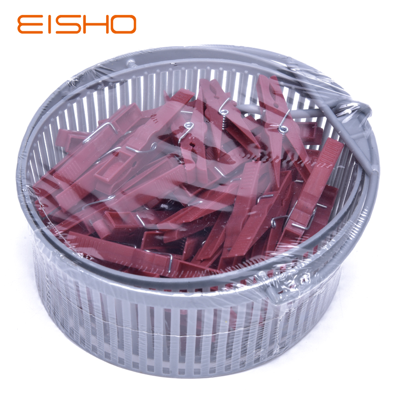 Pegs with basket