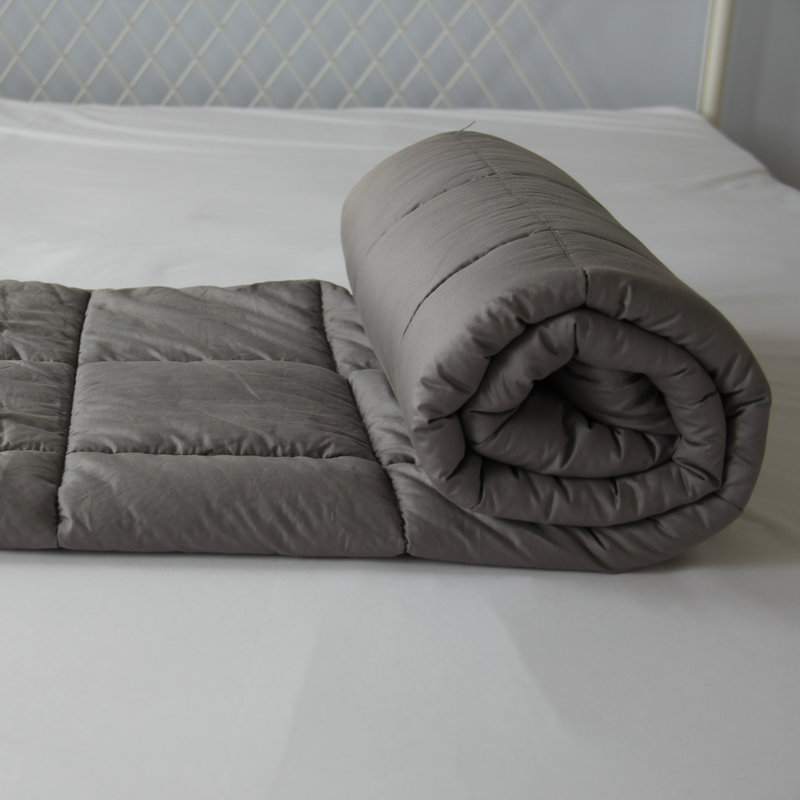 Gravity duvet