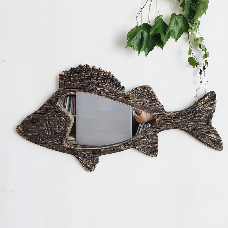 Wood wall mirror