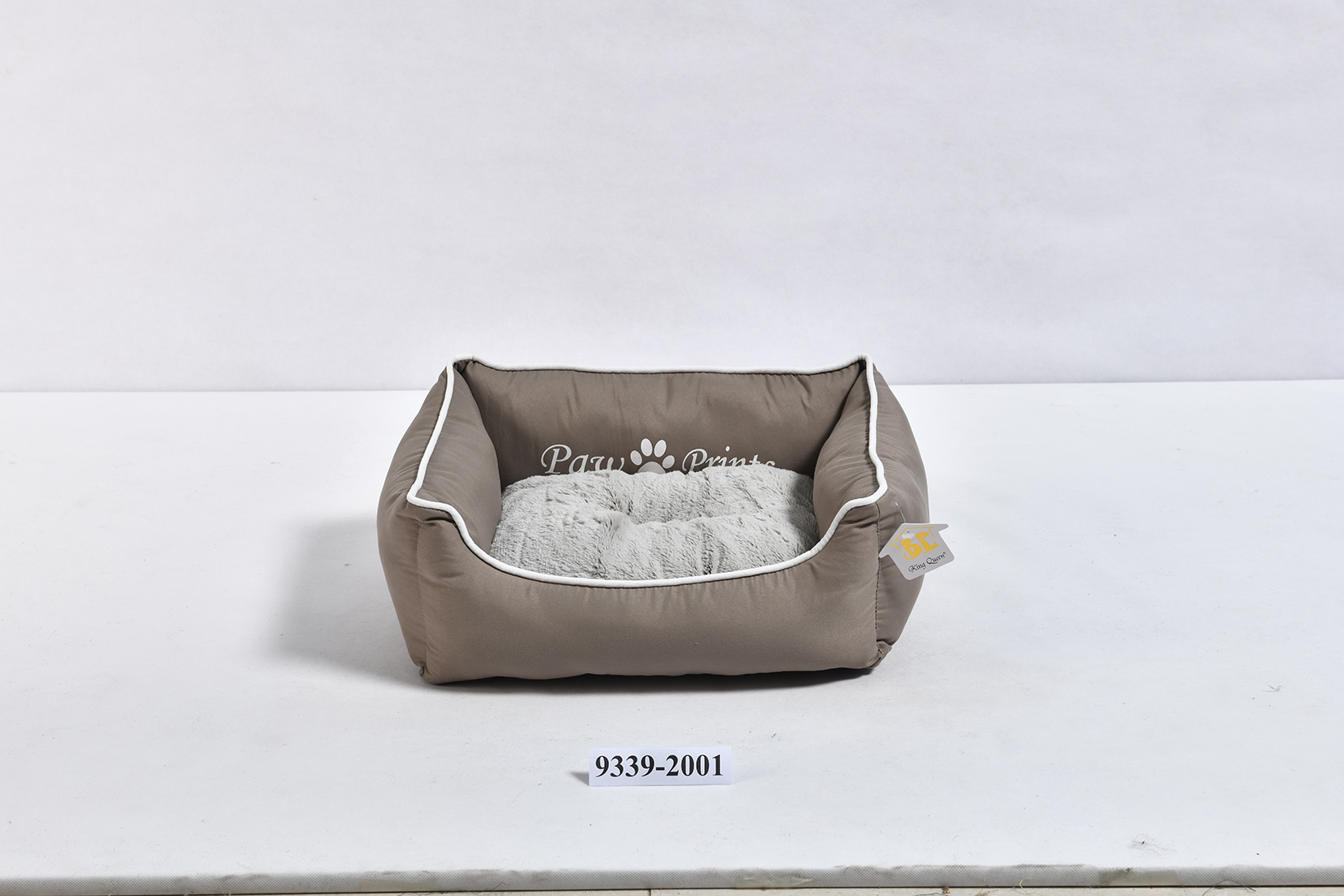 Square pet bed