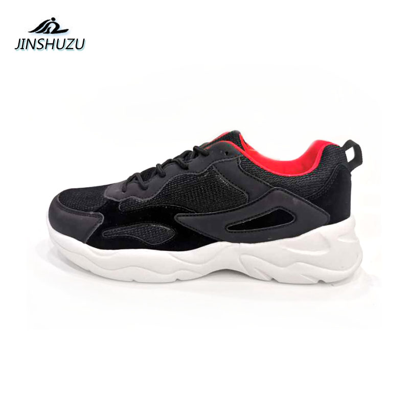man sport shoes
