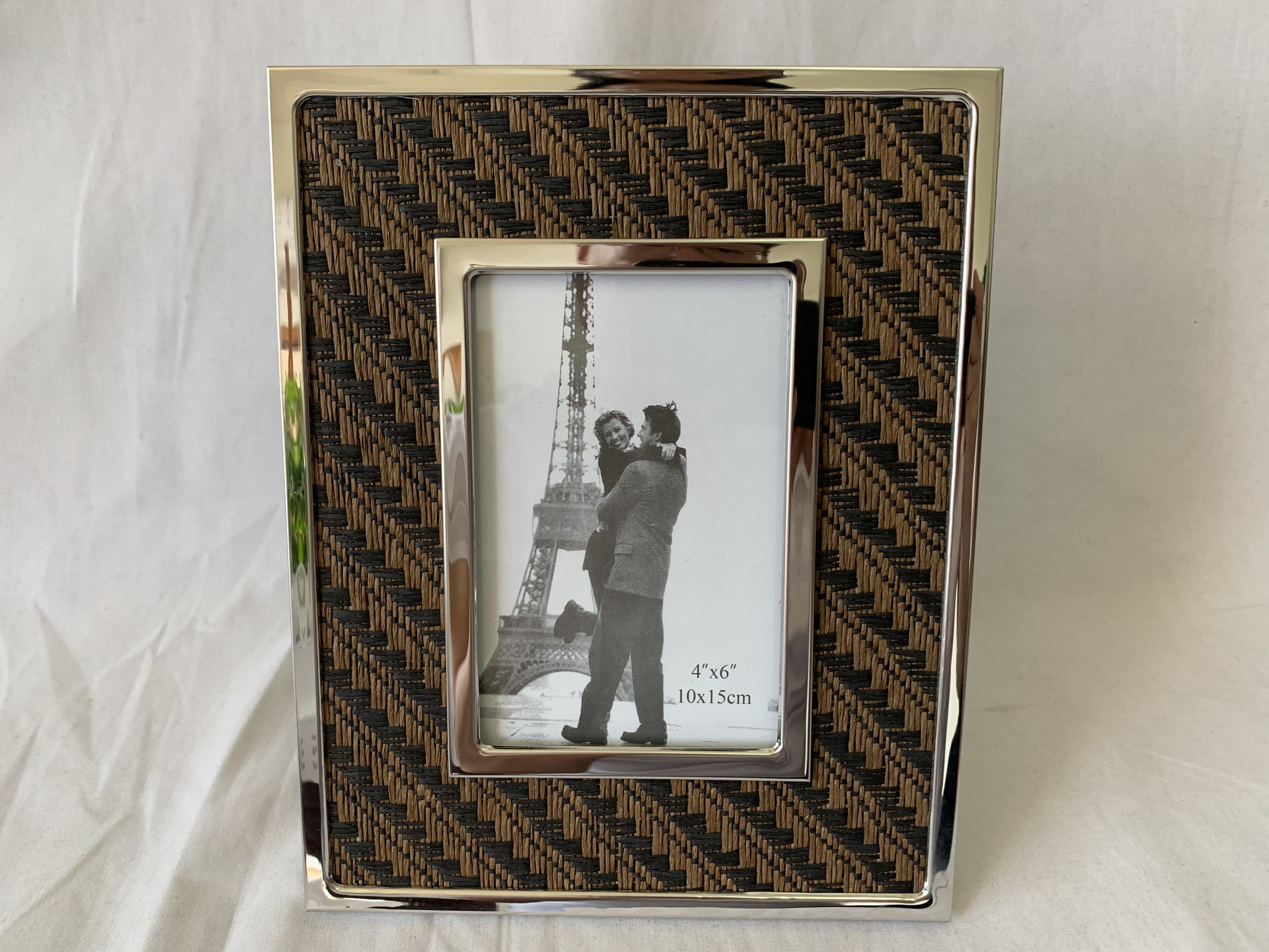 Mdf Frame With Metal