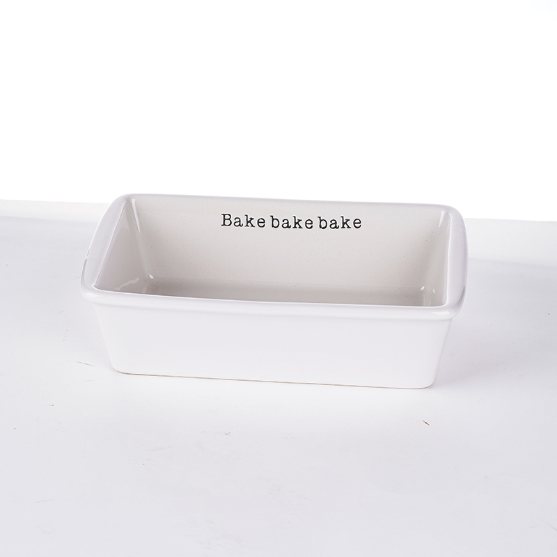Loaf pan with spoon