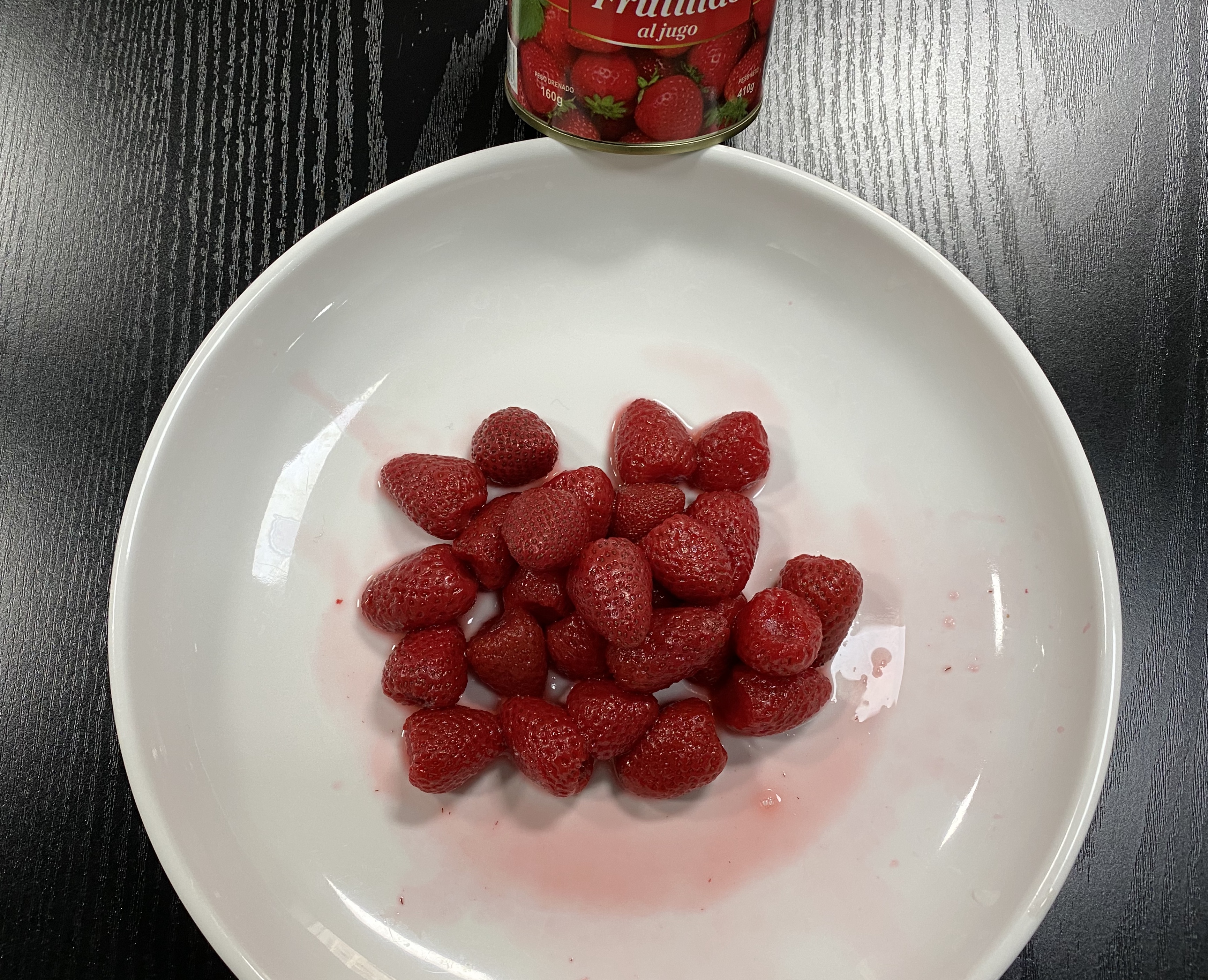 Canned Strawberry In Syrup