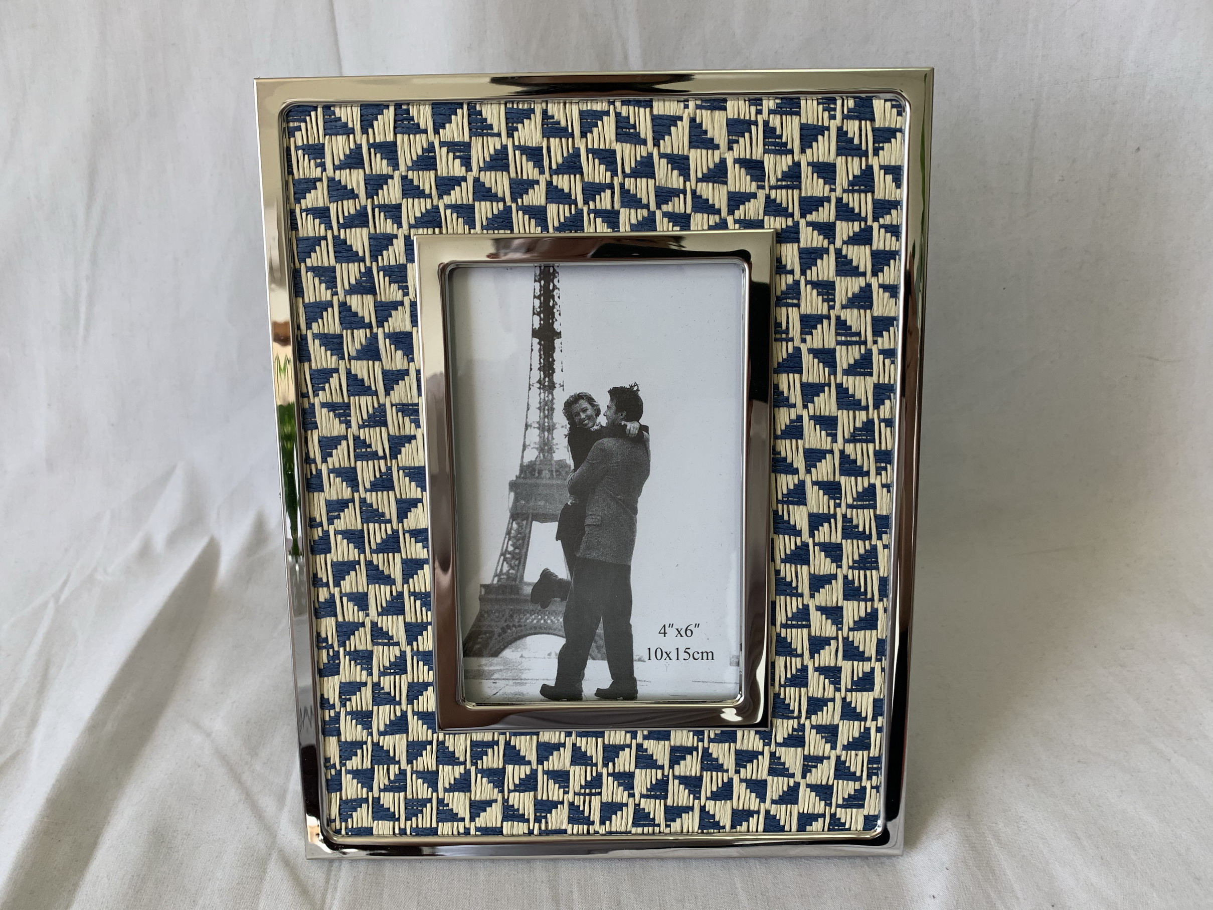Mdf Frame With Metal