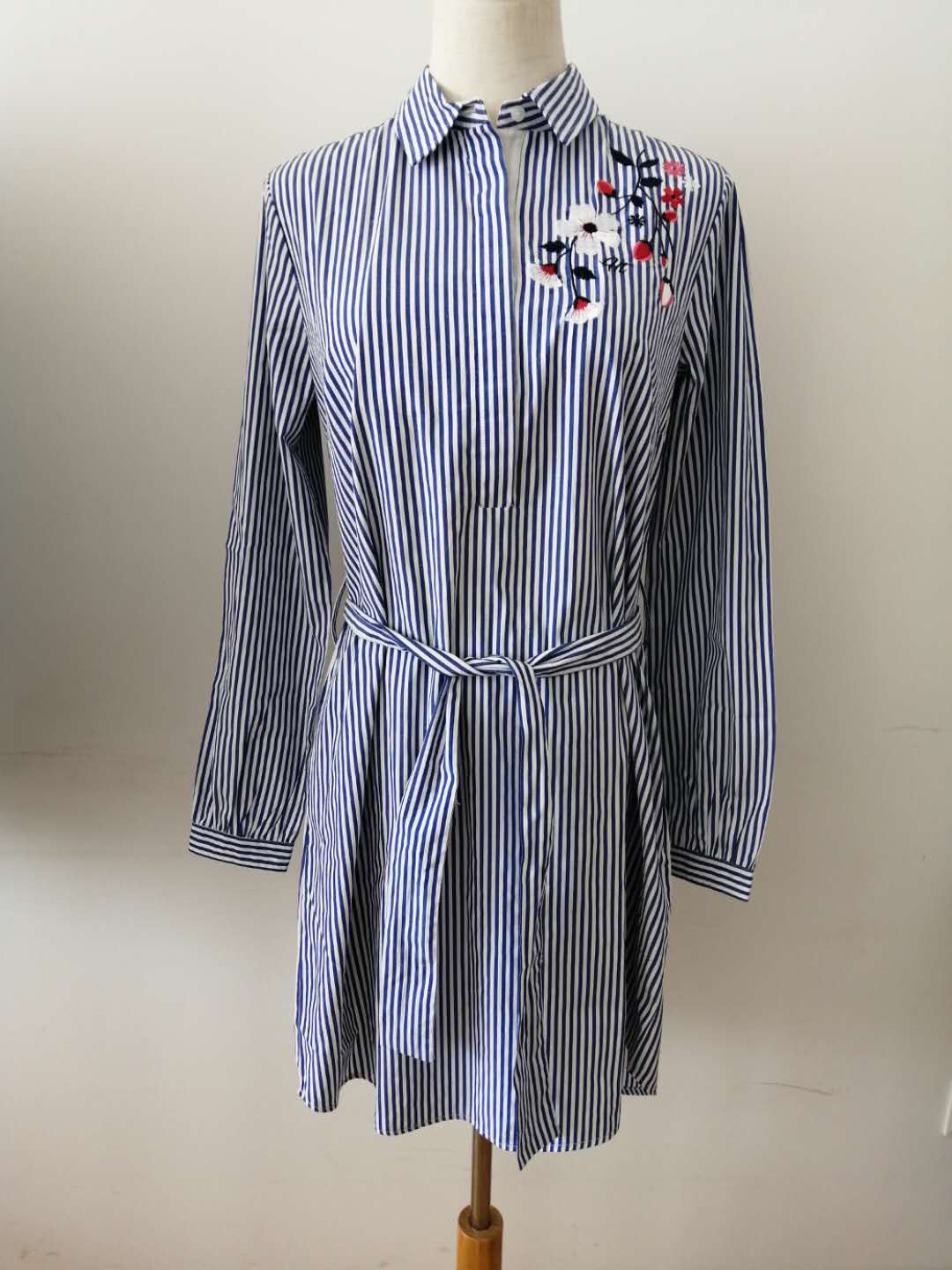 women woven poplin shirt dress，ladies shirt dress, embroidery shirt dress