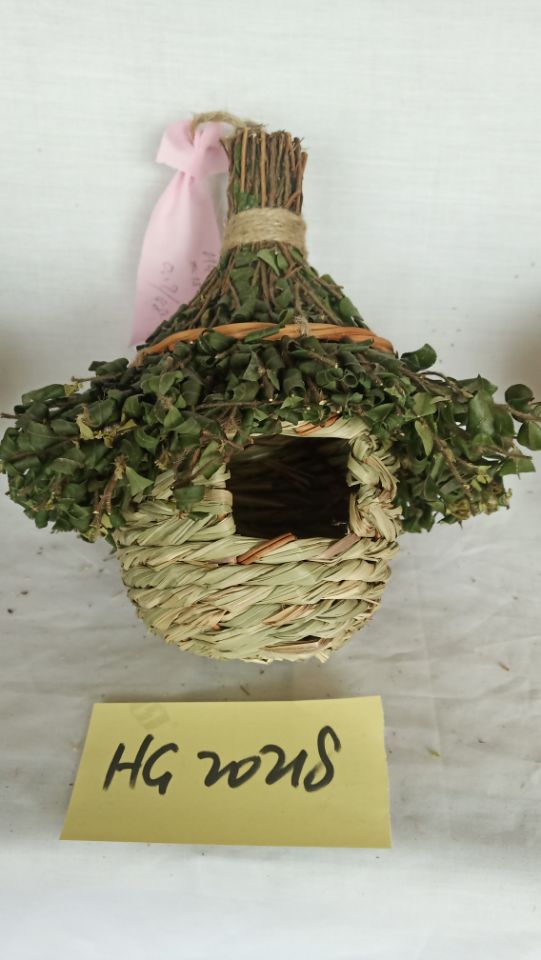 Grass Birdhouse