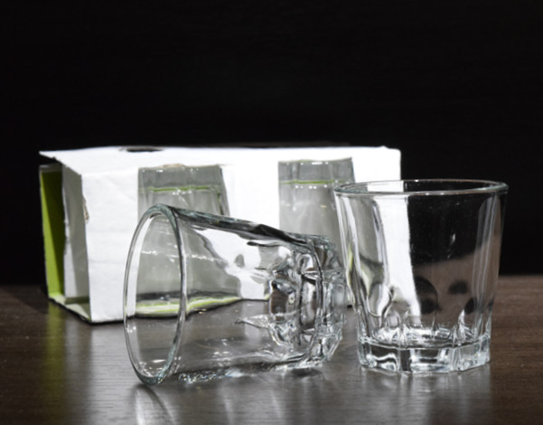 1072 beaker