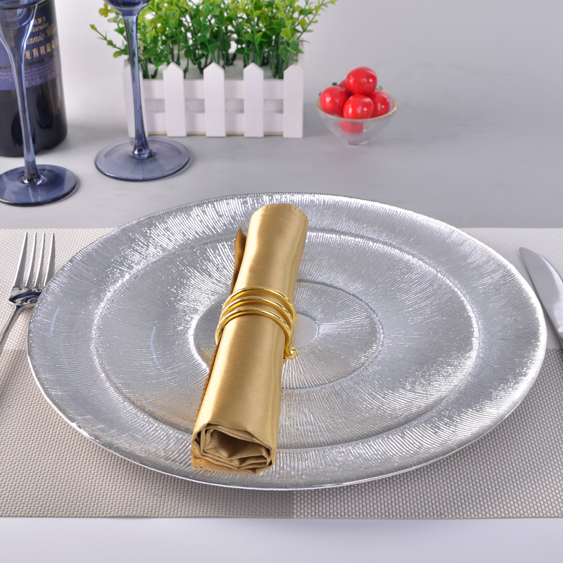 Electroplated Golden and Silver Glass Charger Plate with Screw Thread