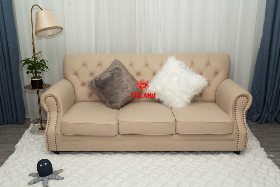 Pv Fur With Long Pile Cushion