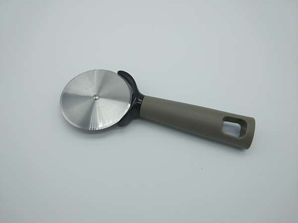 Pizza Cutter
