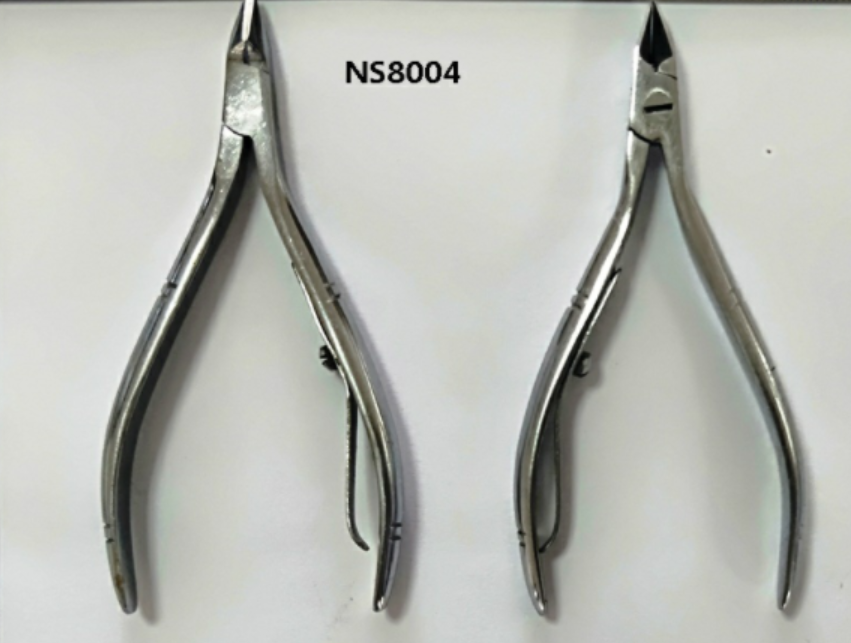 Professional Grade Stainless Steel Cuticle Nail Nipper / Nail Cutte