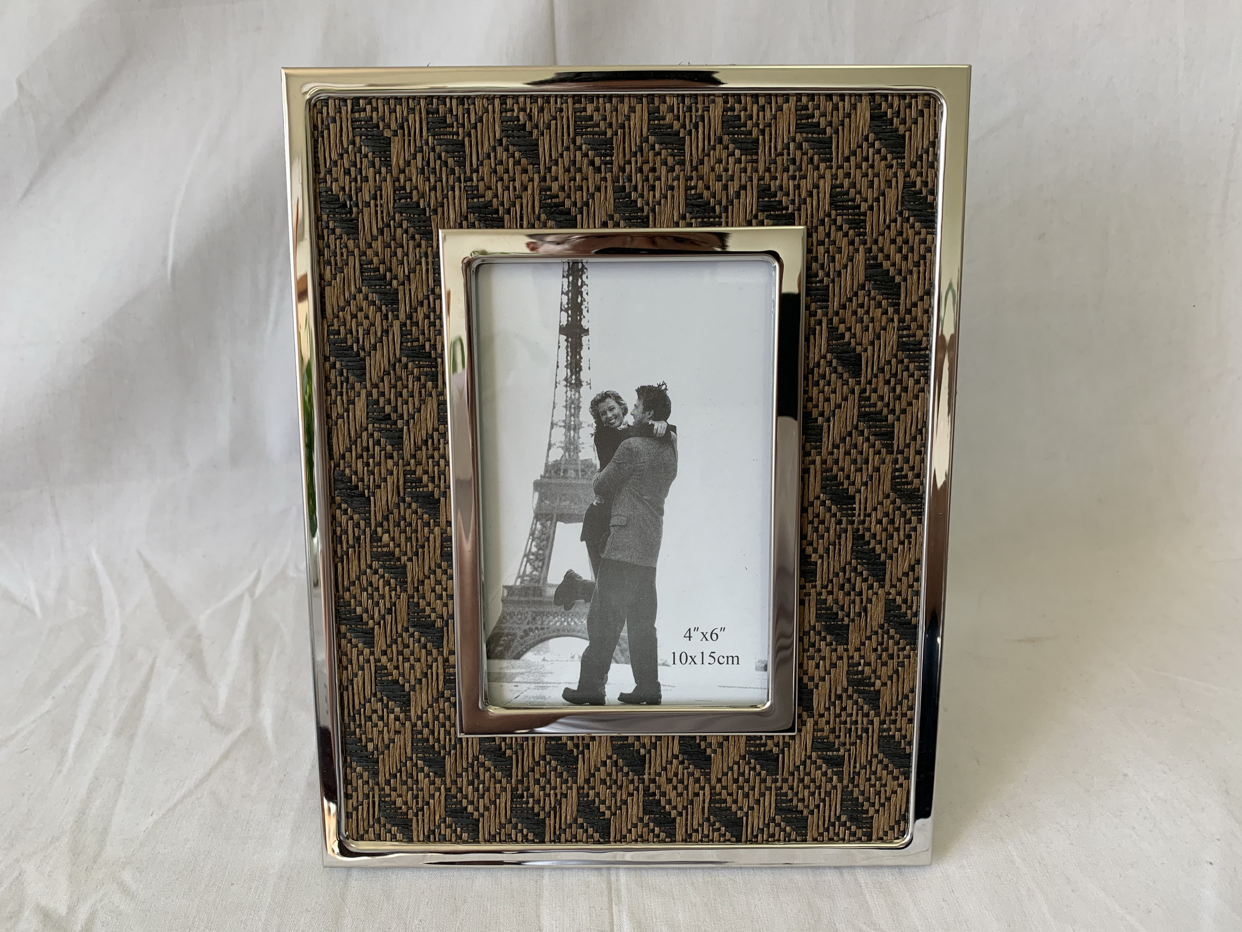 Mdf Frame With Metal