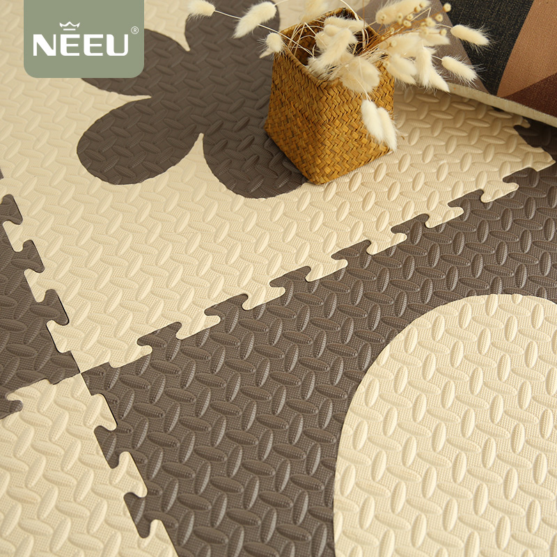 Leaf texture puzzle mat
