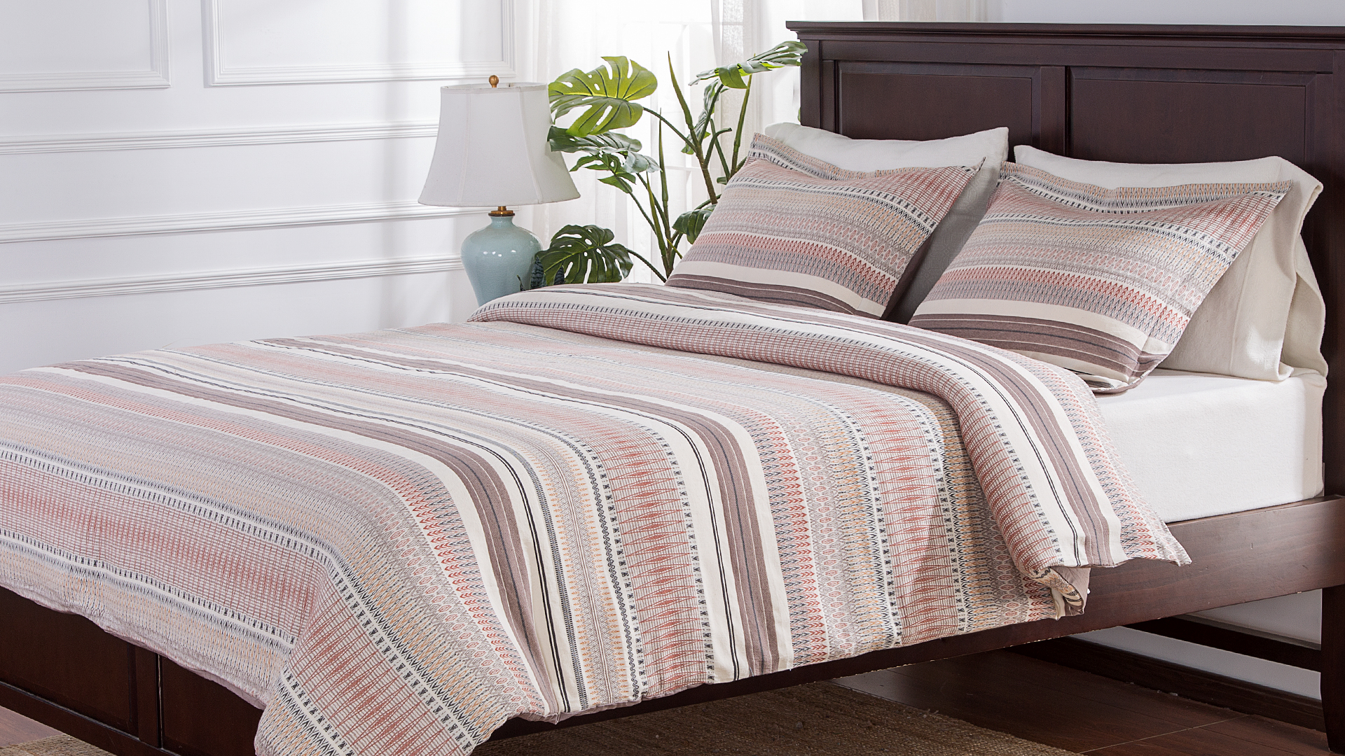 Yarn-dyed jacquard comforter set cotton
