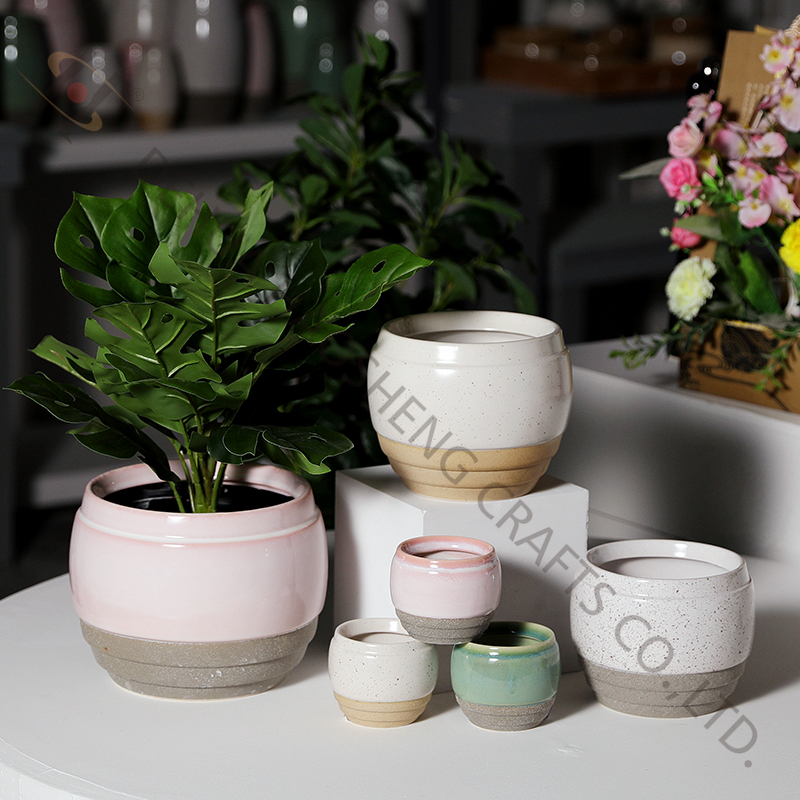 Ceramic Flower Pot with Reactive Glazing
