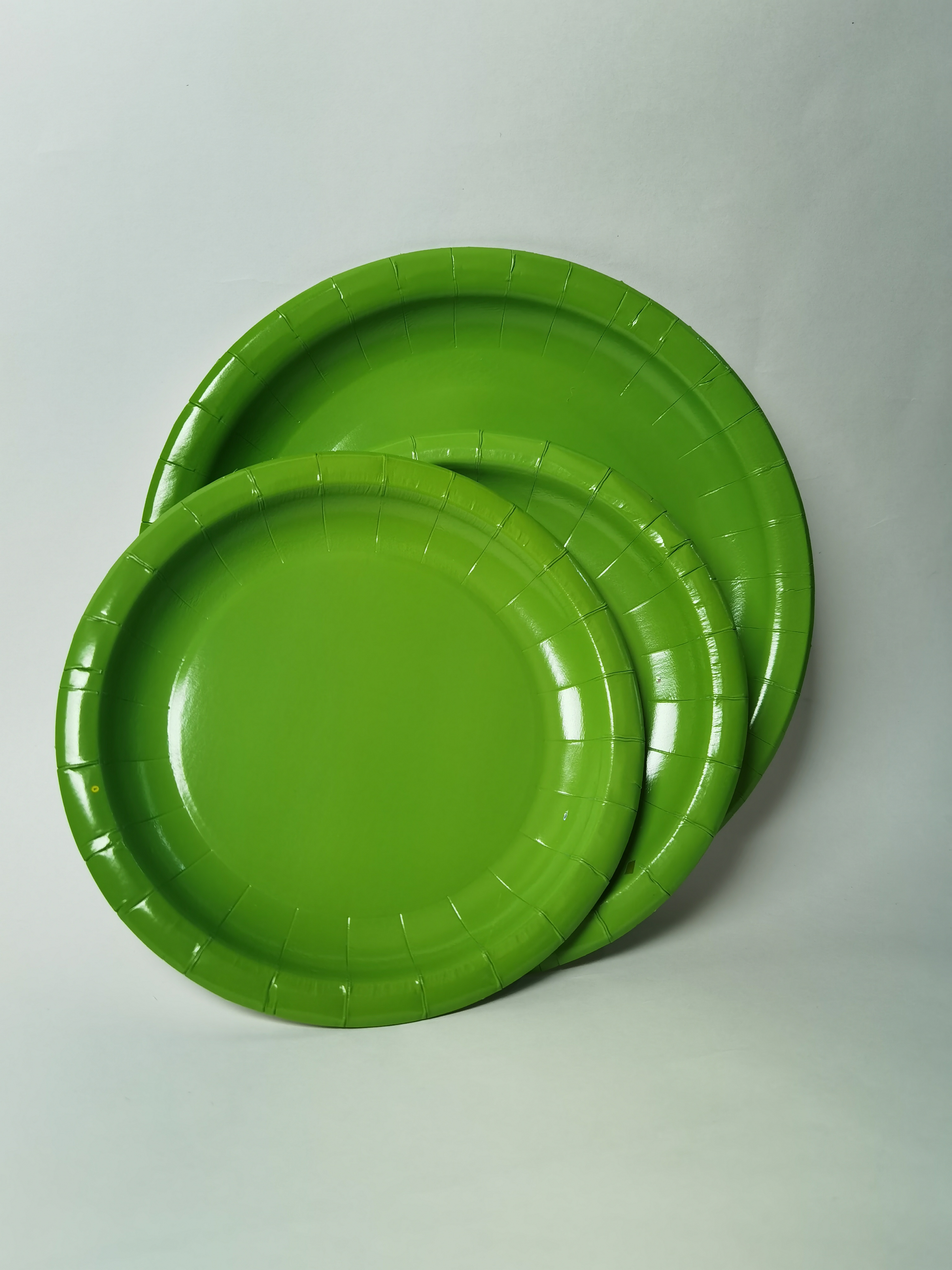 Paper Plate Solid Red 7" Green