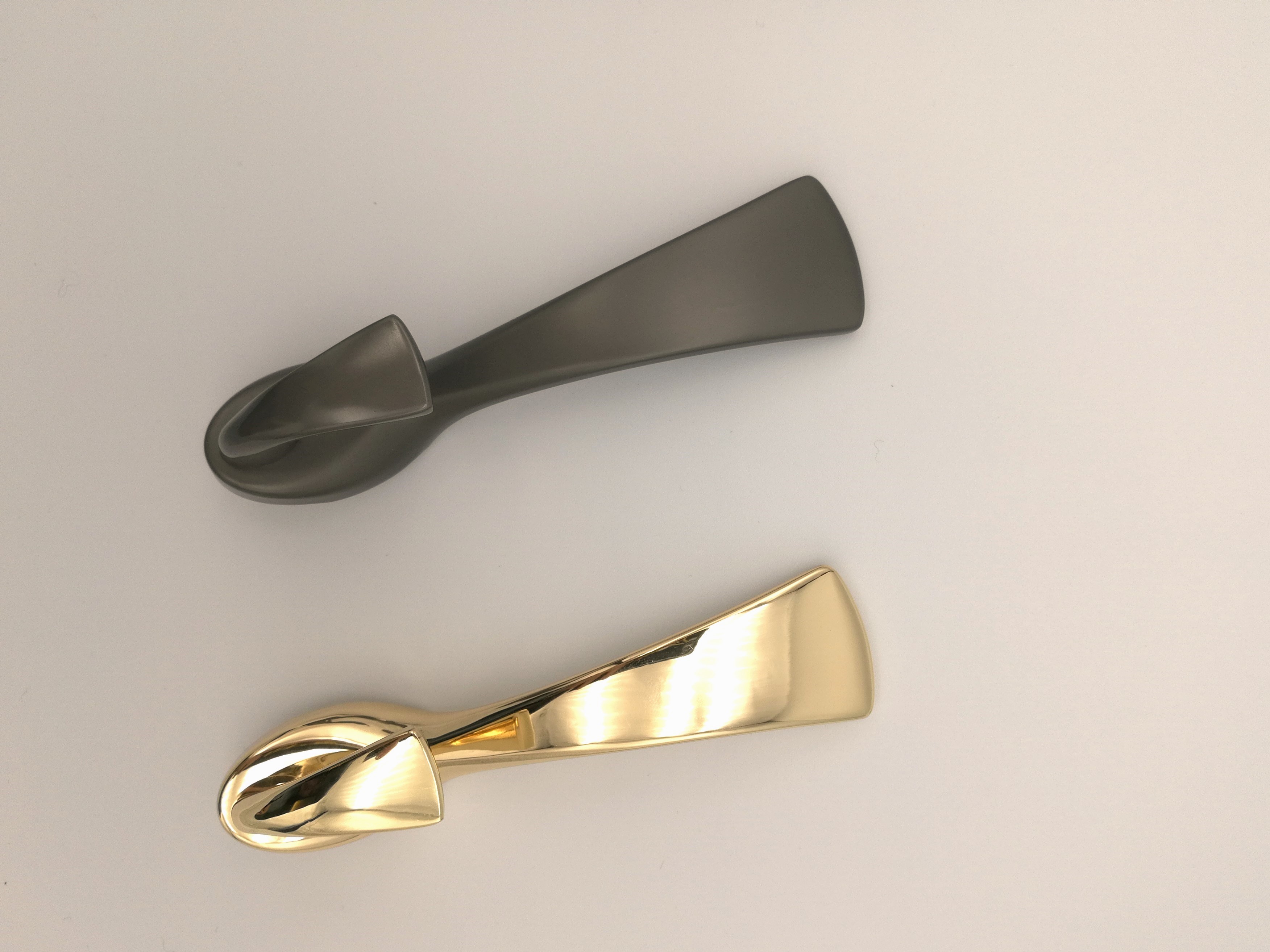 Zinc Hook