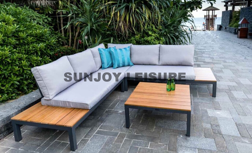 Alum. sofa set