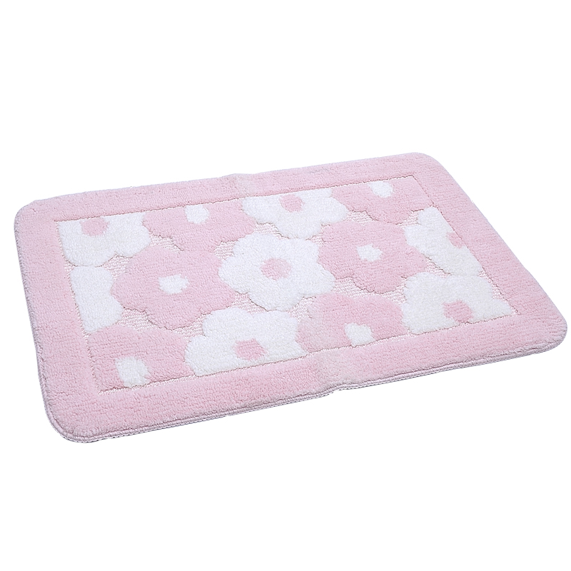 Tufted bath mat