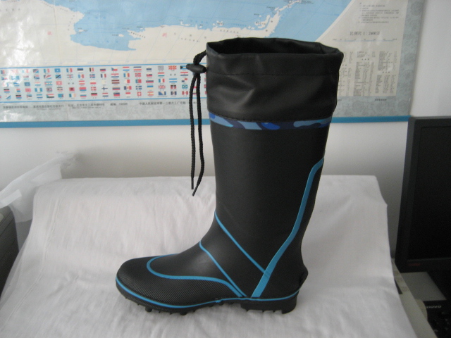 Fishing boots