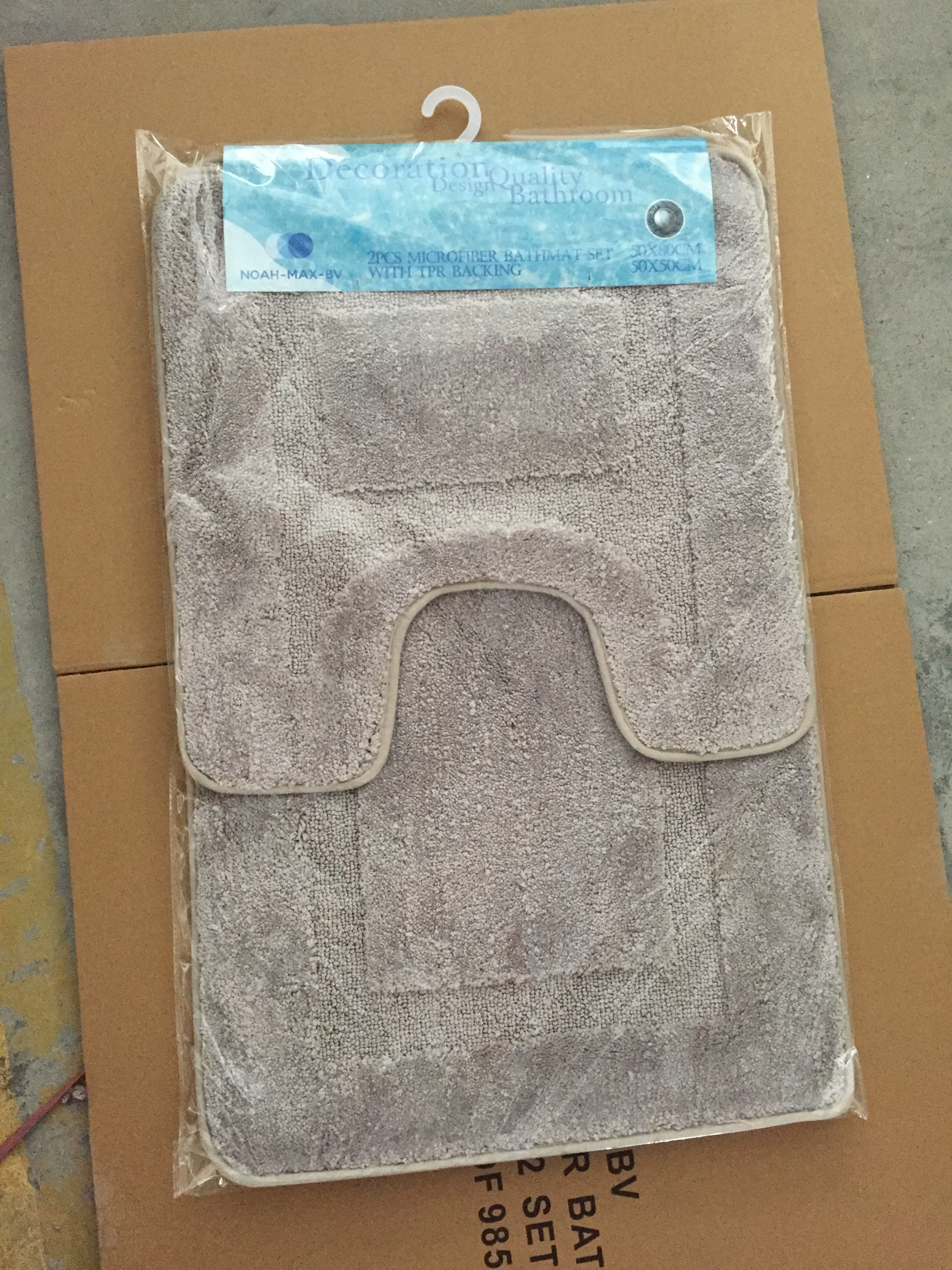 High quality soft fashion Microfiber bath rug non slip mat with TPR bottom