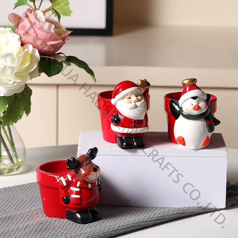 Santa / Penguin flower pot with gold paint and use dolomite material
