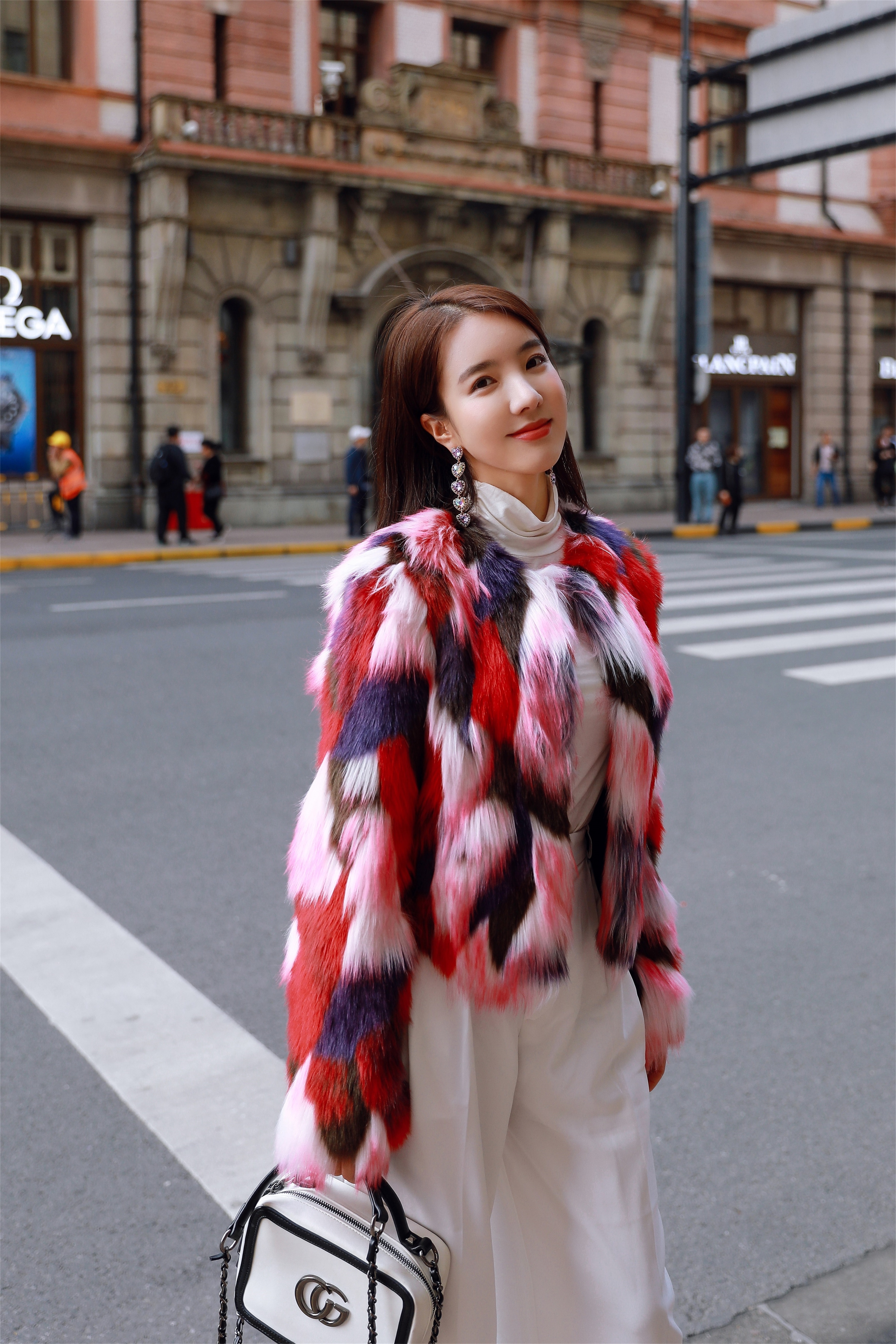 Ladies Jacquard Fake Fur Coat